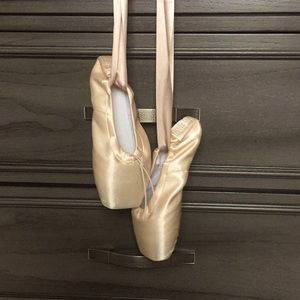Ballet shoes